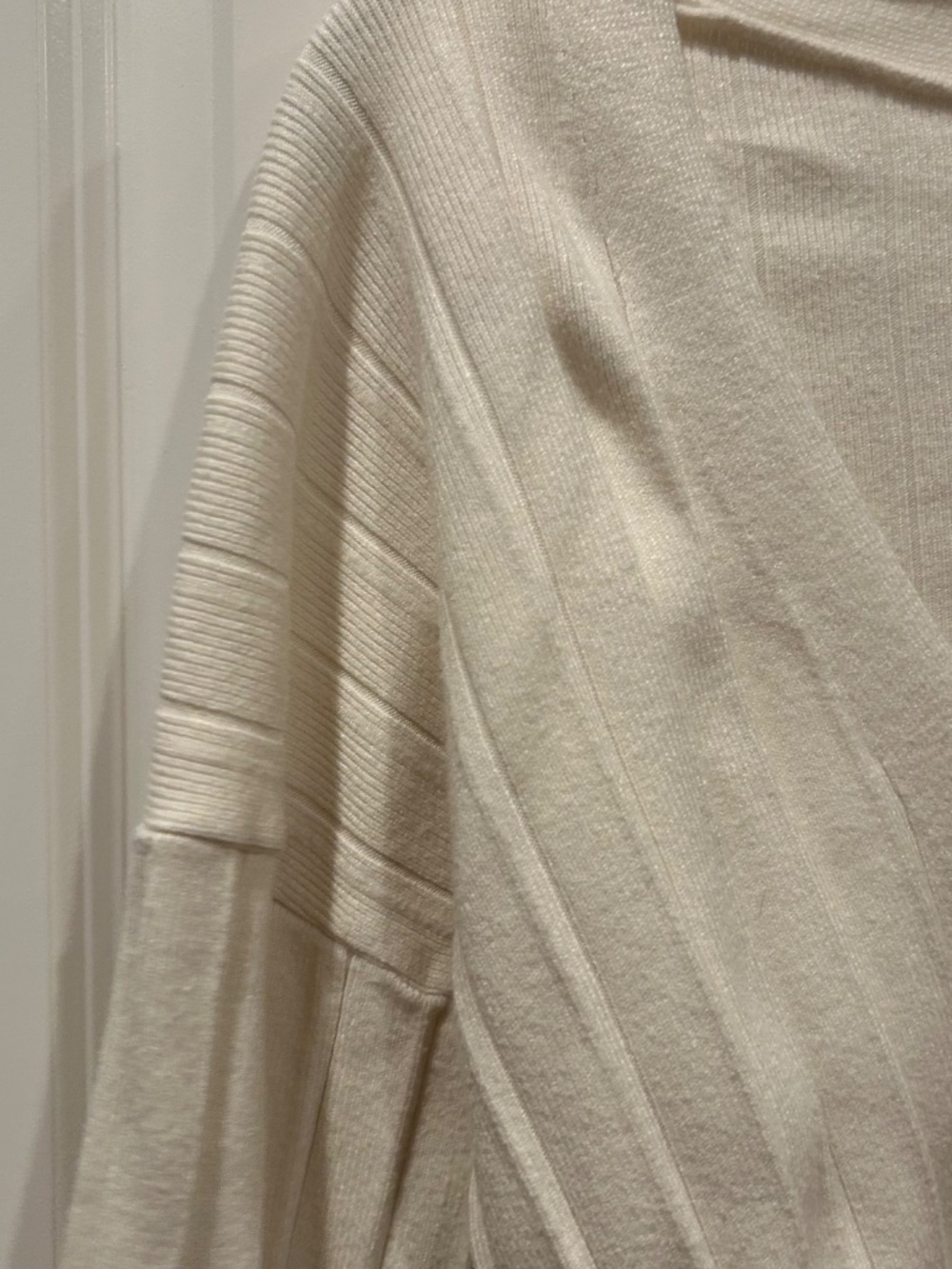 Thinkable Cream Ribbed Knit Cropped Button Front Cardigan One Size - Picture 4 of 8